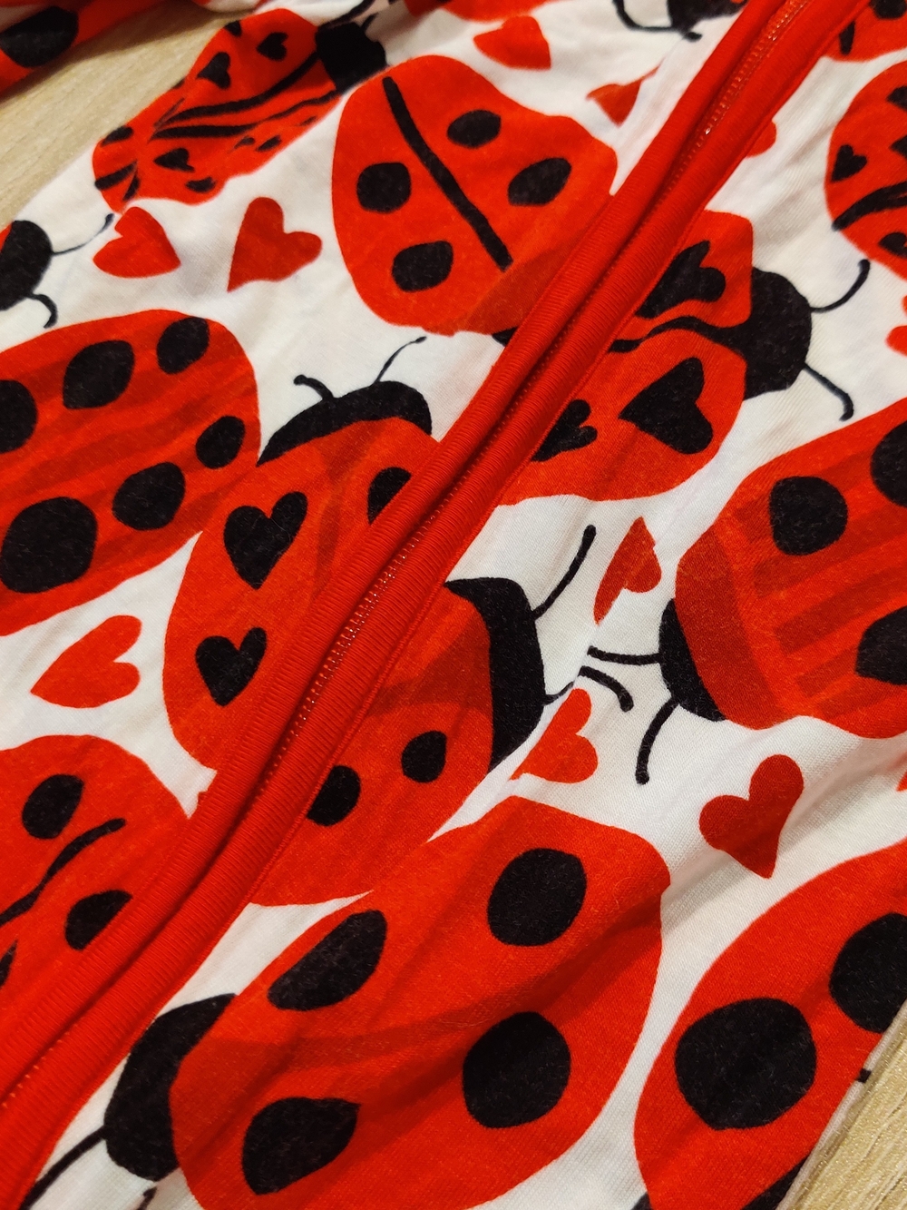 Little Sleepies Red and White Ladybug Footie Pajamas 0-3mo - Picture 4 of 4